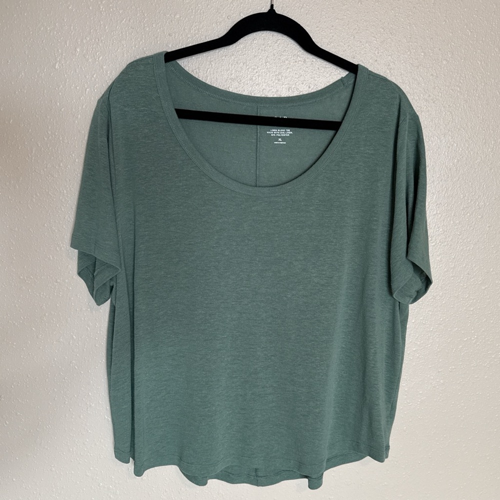 GAP Women's Sage Green Short Sleeve Tee